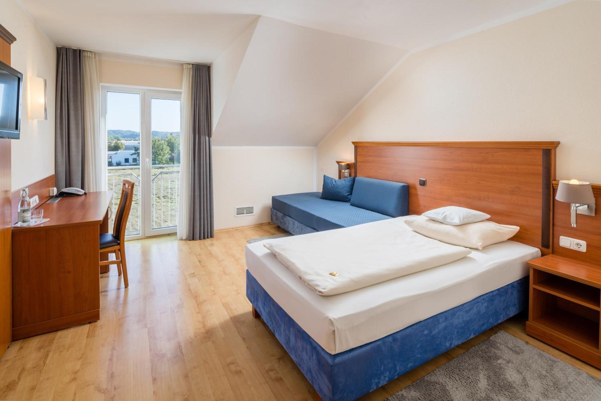 Hotel Meridian ***Superior Ergolding Εξωτερικό φωτογραφία