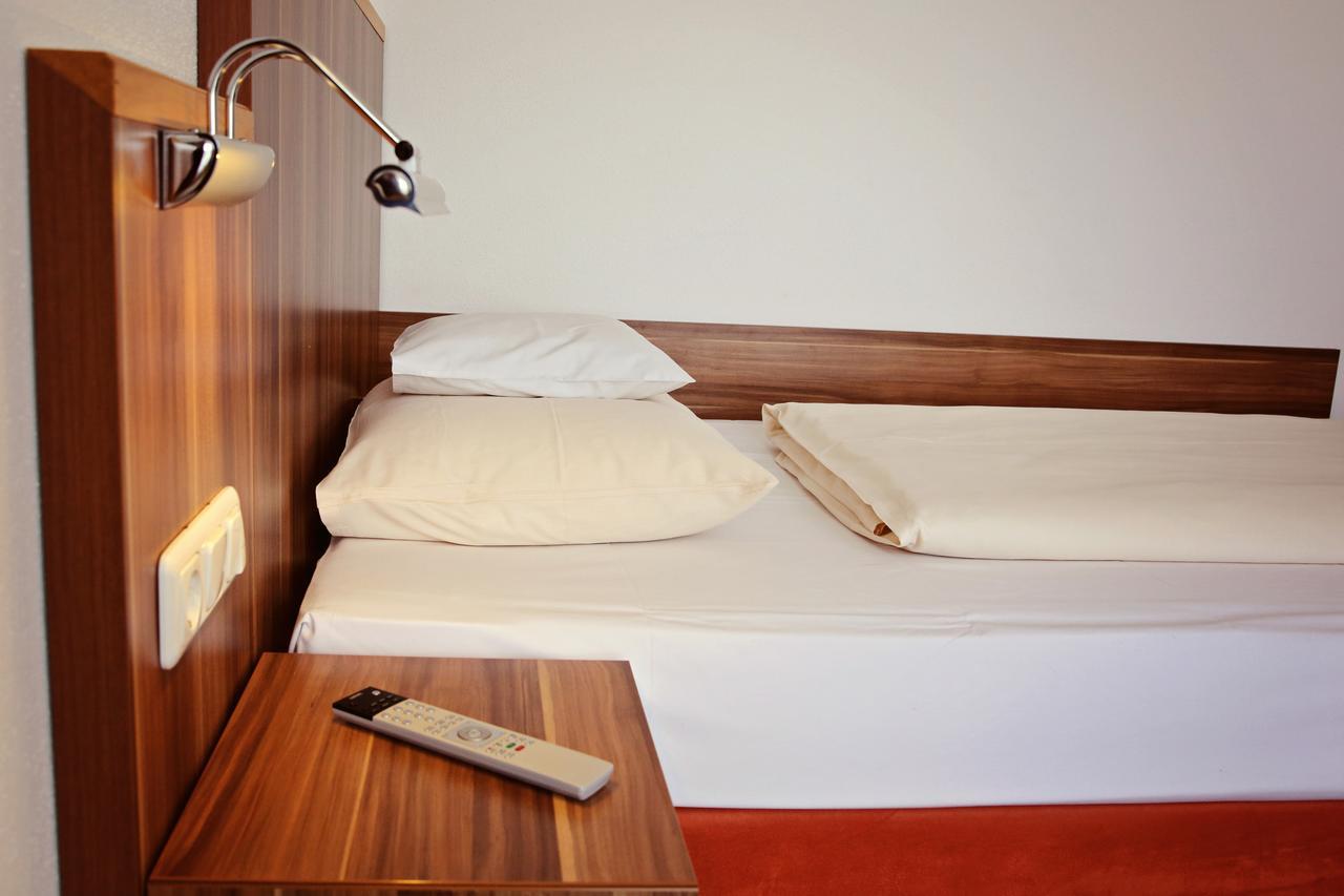Hotel Meridian ***Superior Ergolding Εξωτερικό φωτογραφία